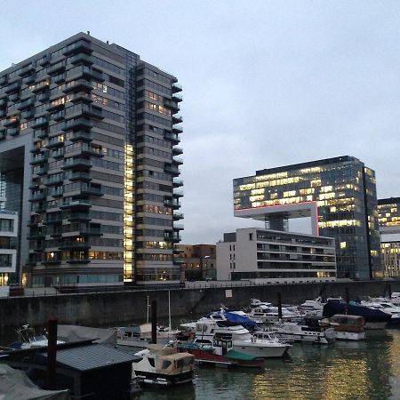 Odessa1 Apartment โคโลญ ภายนอก รูปภาพ