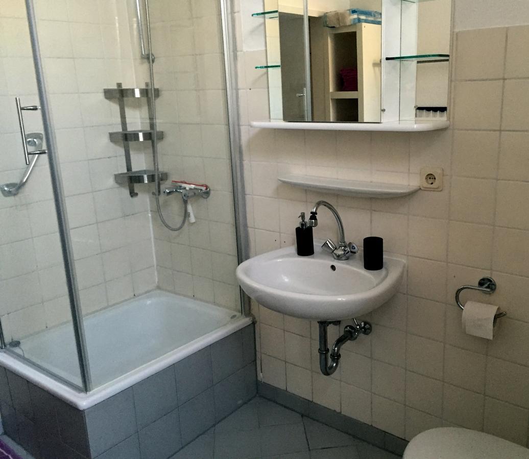 Odessa1 Apartment โคโลญ ภายนอก รูปภาพ