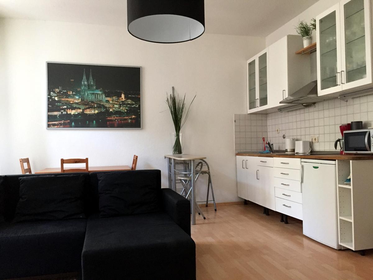 Odessa1 Apartment โคโลญ ภายนอก รูปภาพ